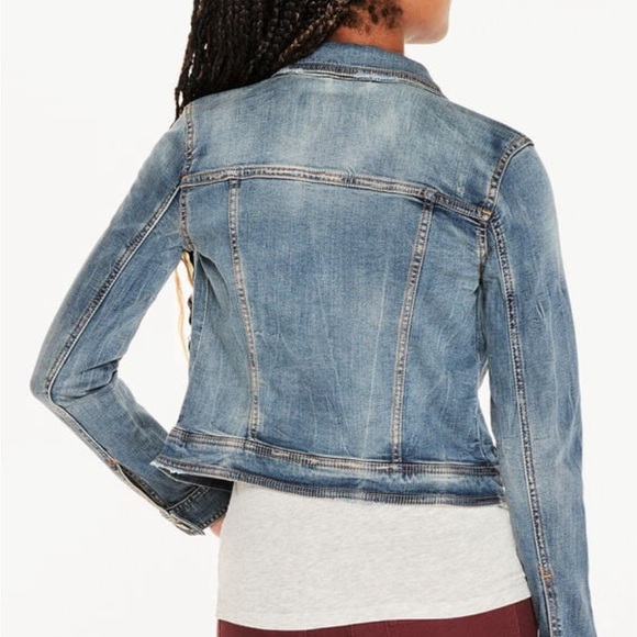 Aeropostale distressed denim jean jacket size M - Picture 3 of 6